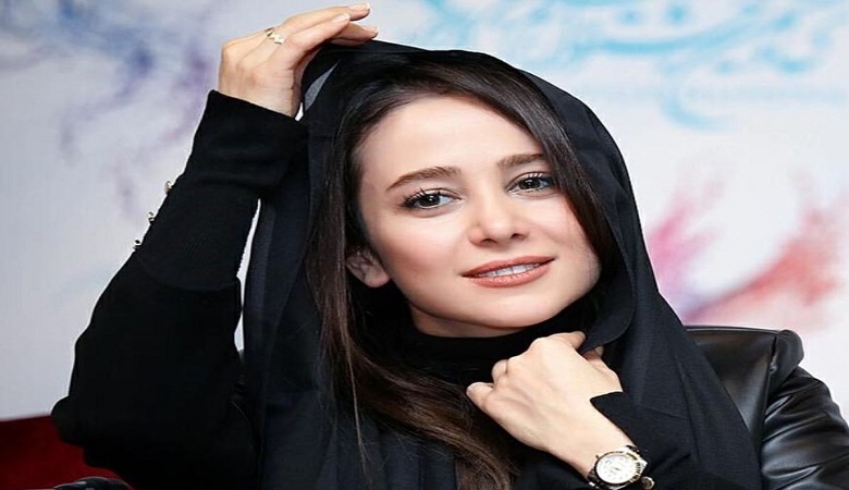 عکس‌ صمیمی منوچهر هادی با قهرمان المپیک