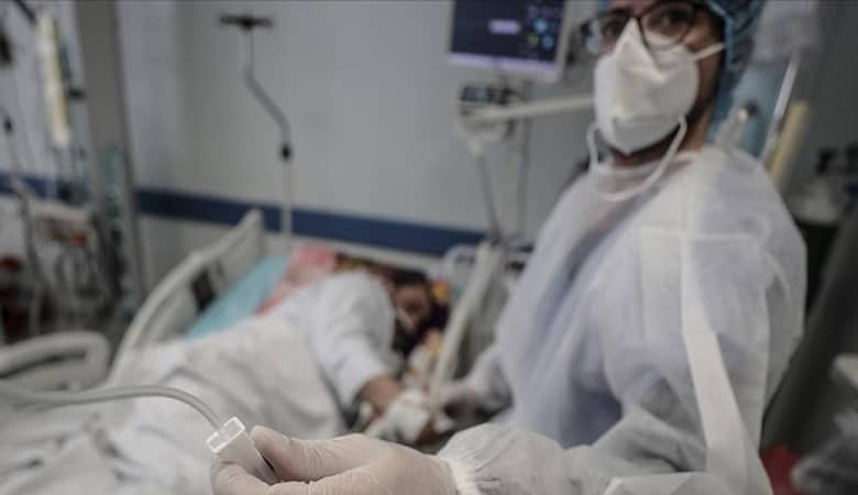 علی کریمی استقلالی نمی شود