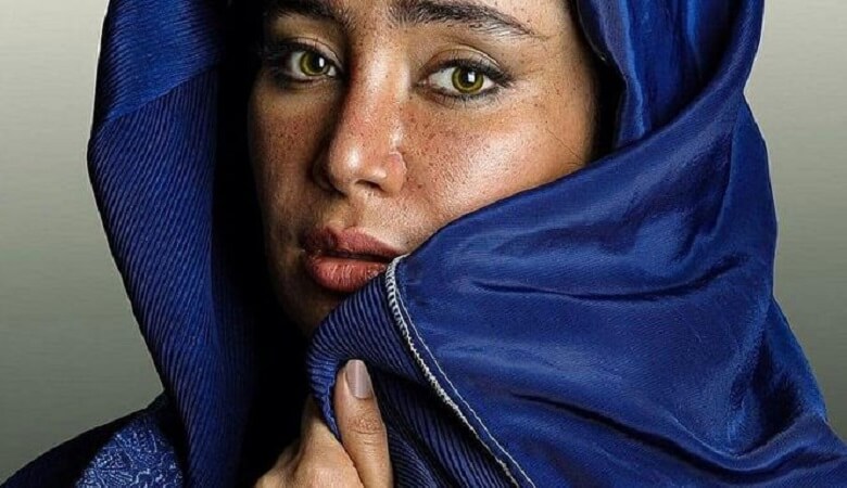 عکس/ لم دادن خانم بازیگر در کنار رودی در اروپا