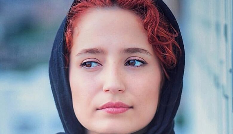 عکس/ نگار جواهریان با لباس عتیقه و توپ توپی