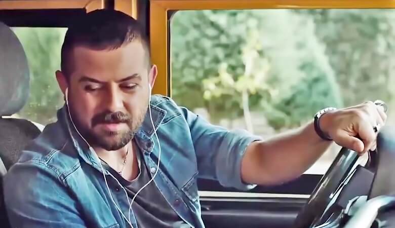 ویدئو/ سکانس جالب و سانسورشده خواستگاری هومن سیدی از بهاره رهنما