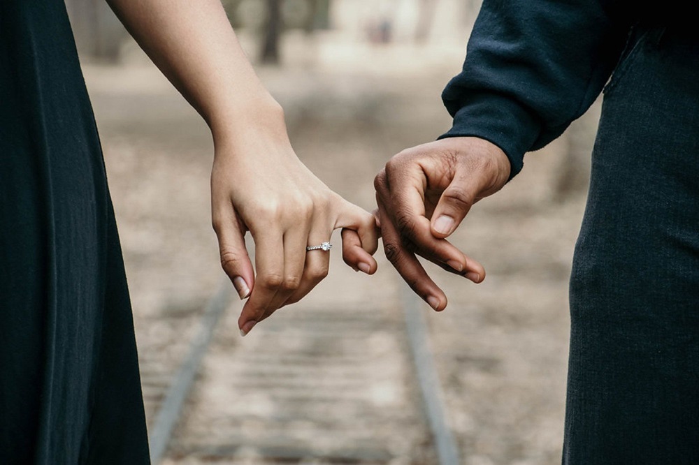 فاصله سنی ایده آل برای یک زندگی موفق چند سال است؟!