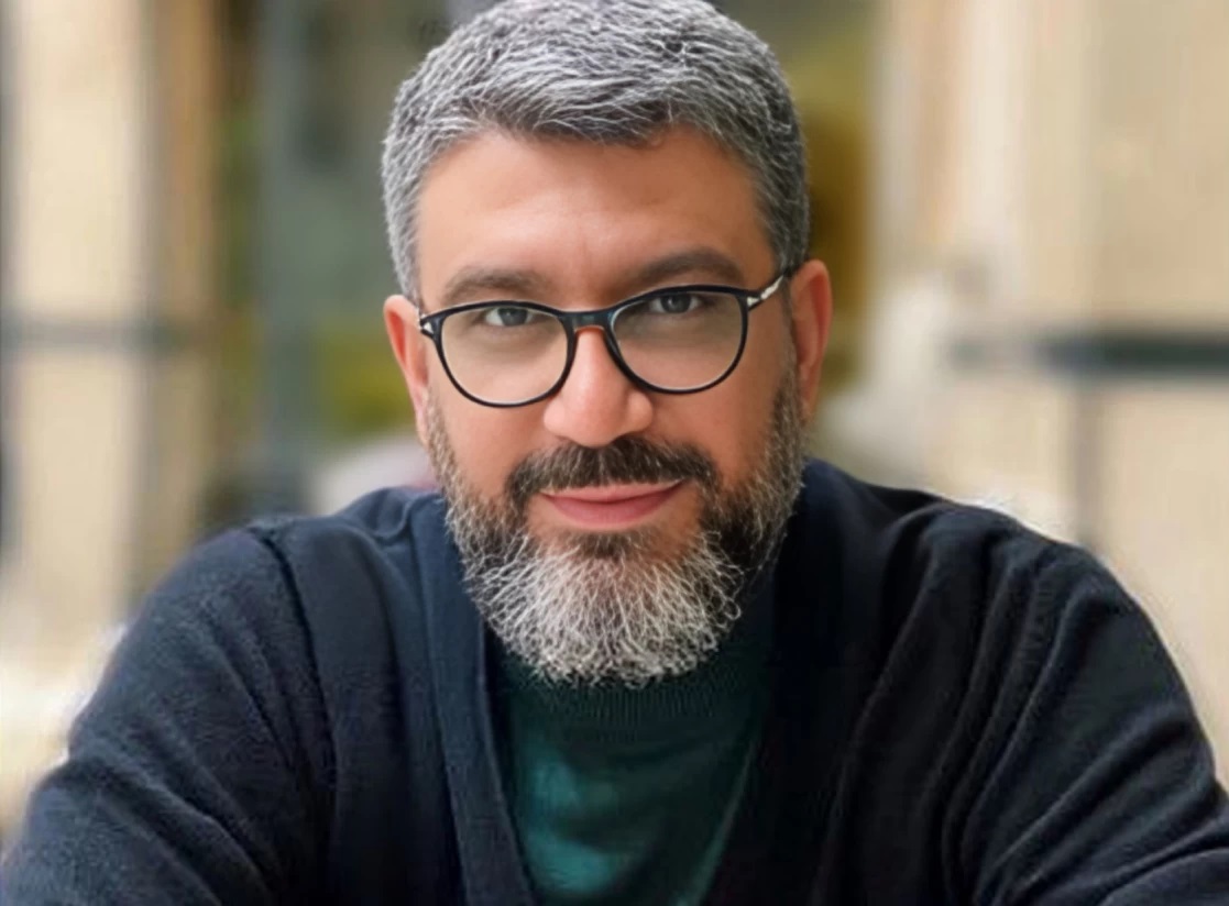 ویدئو/ حرف های احساسی رضا رشیدپور برای خداحافظی جواد خیابانی با آهنگ ابی!
