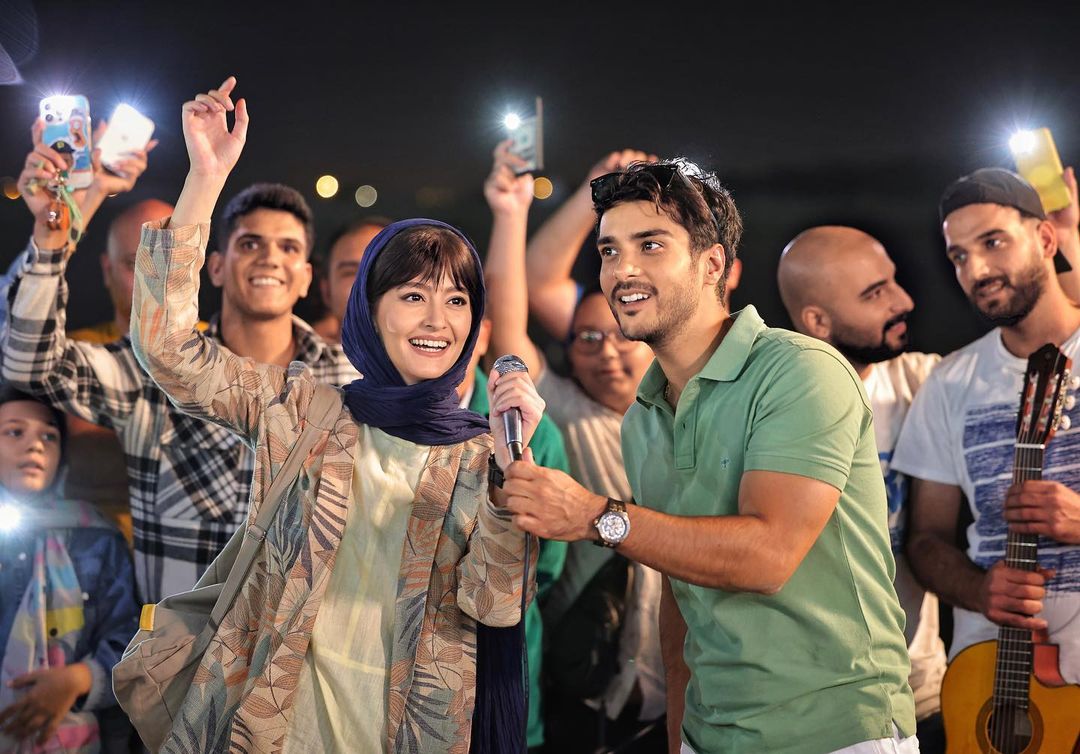 عکس/ ظاهر تینیجری پردیس احمدیه و سینا مهراد در “2 روز دیرتر”