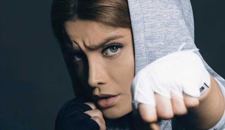 عکس/ خط و نشان کشیدن تینا آخوندتبار!