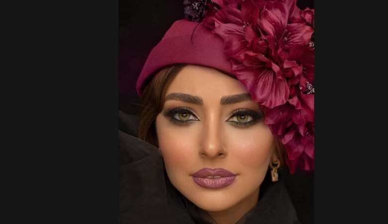 عکس/ ژست سنگین نفیسه روشن هنگام مطالعه!