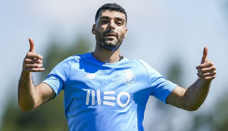 مهدی طارمی به دلیل اشتباه عجیبش عذر خواست