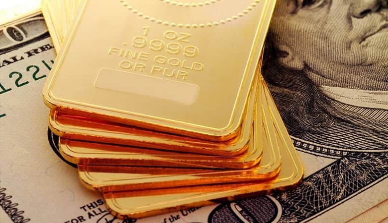 عکس/ چهره عجیب مریم کاویانی در جشن تولد 54 سالگی اش