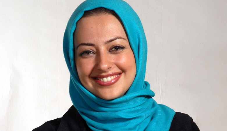 عکس/ وقتی نفیسه روشن در آسانسور خدا را شکر می‌کند!