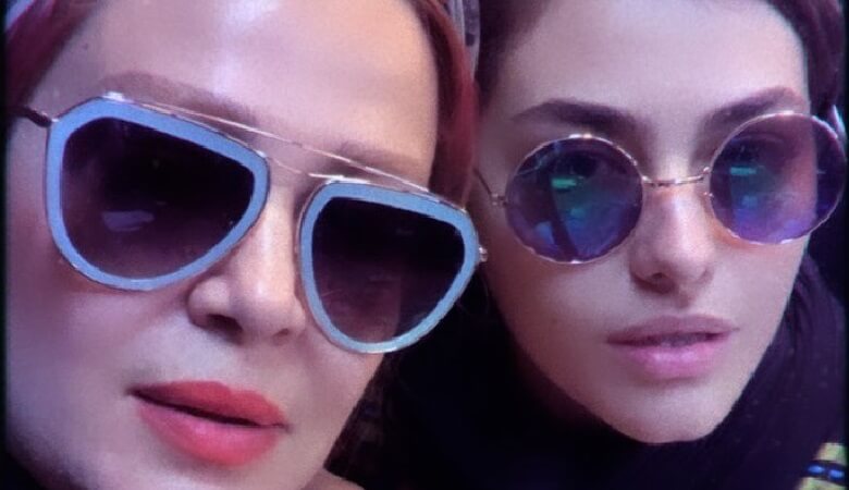 ویدئو/ تعریف و تمجید عجیب و غریب بهاره رهنما از ریحانه پارسا