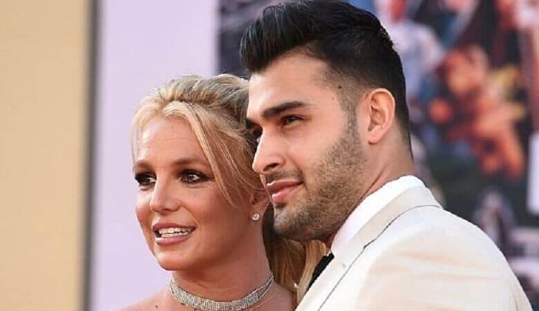 عکس/ حلقه ۷۰ هزار دلاری سام اصغری بر دستان بریتنی اسپیرز