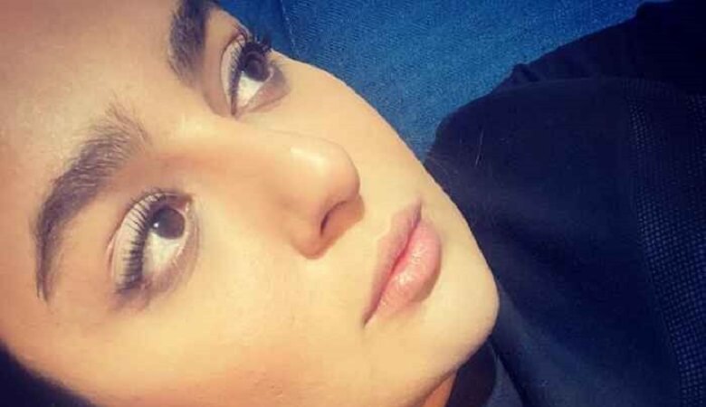 عکس/ حجاب همسر پیمان قاسمخانی با کلاه شاپو در اروپا!