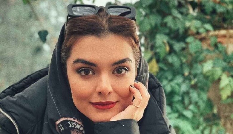 ویدئو/ دنیا مدنی از سنگ اندازی‌های مادرش در مسیر بازیگری می‌گوید