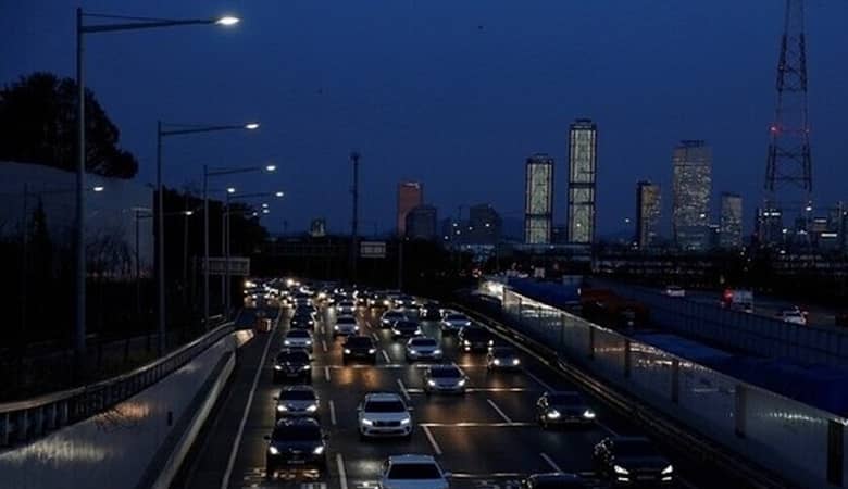 عکس داغ ژست محسن افشانی و داریوش ارجمند پای صندوق رای