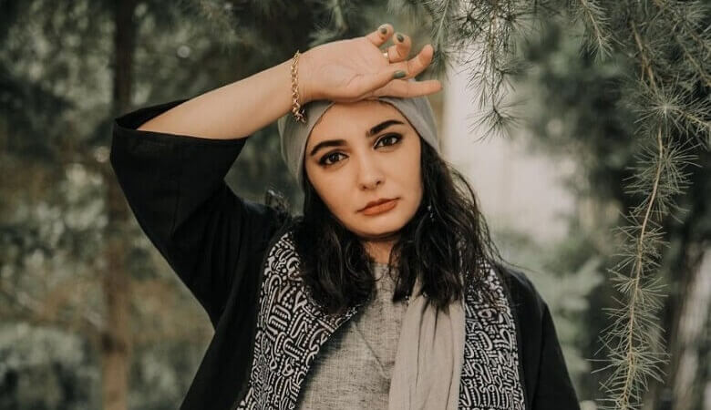 عکس/ مد جدید؛ حجاب لیندا کیانی با کلاه پشمی