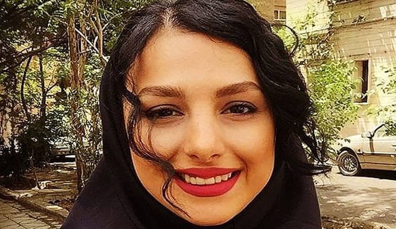 “بازیگر معروف” با دنیا سرشاخ شد/ عکس