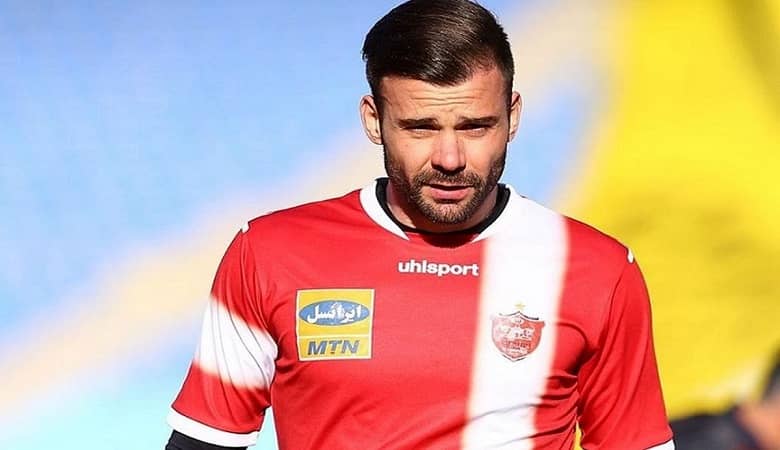 عصبی‌ترین بازیکن پرسپولیس به سیم آخر زد!