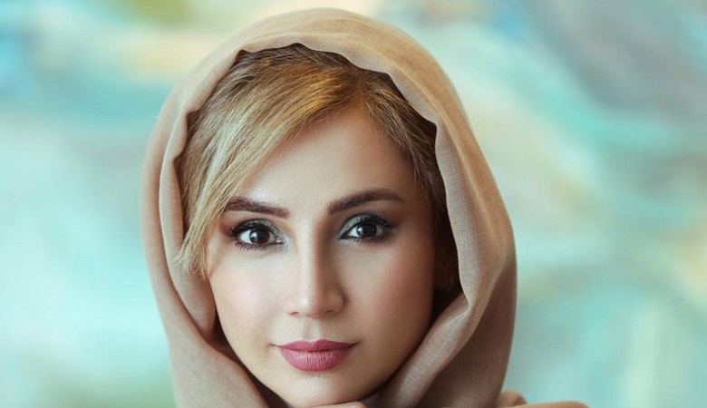 ویدئو/ لحظه ترسیدن شبنم قلیخانی در برنامه زنده!