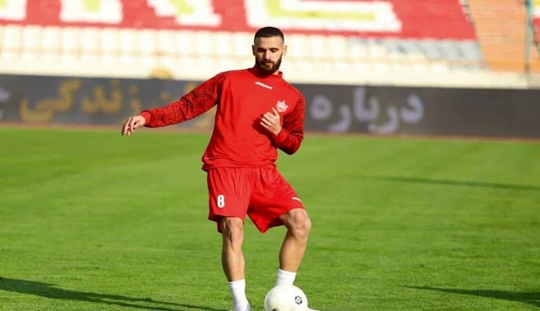 “نوراللهی”، الاهلی را با یک هدیه با ارزش غافلگیر کرد!
