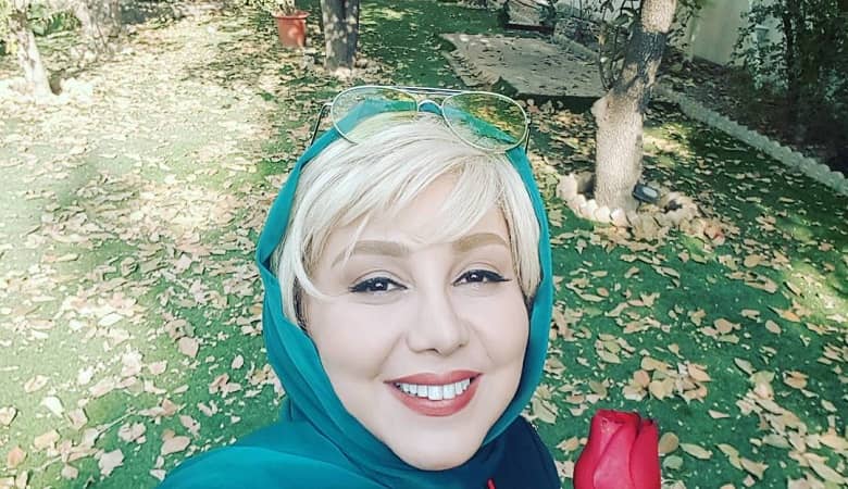 ویدئو/ صف امضا از بهنوش بختیاری را ببینید!