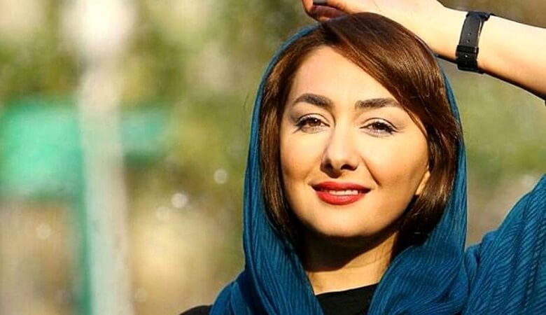 ویدئو/ درگیری هانیه توسلی در خیابان/ روی ماشینش آب پاشیدند!