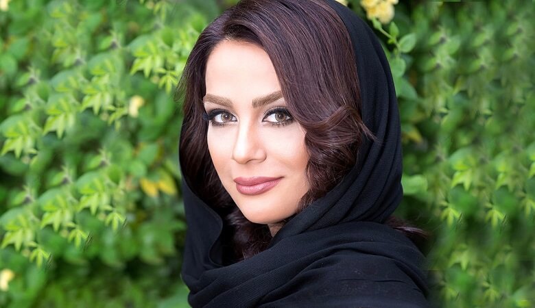 عکس/ ادامه تیپ‌های عجیب و غریب مارال فرجاد؛ این بار در هیبت اسکیموها!