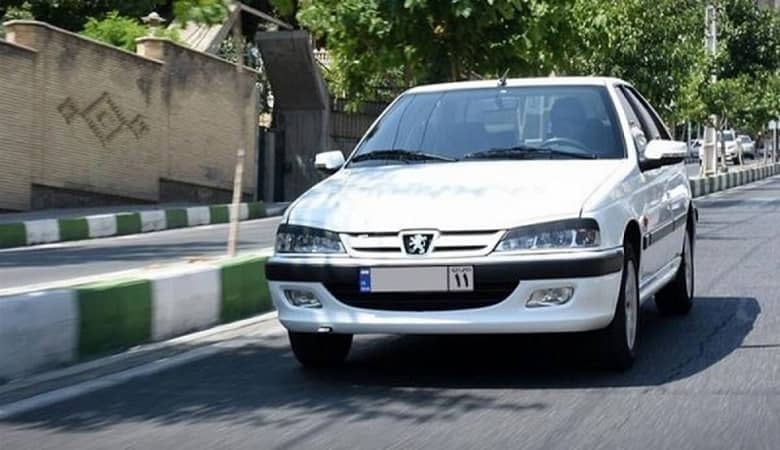 افت شدید قیمت خودرو در اولین روز آذر؛ پژو ارزان شد!