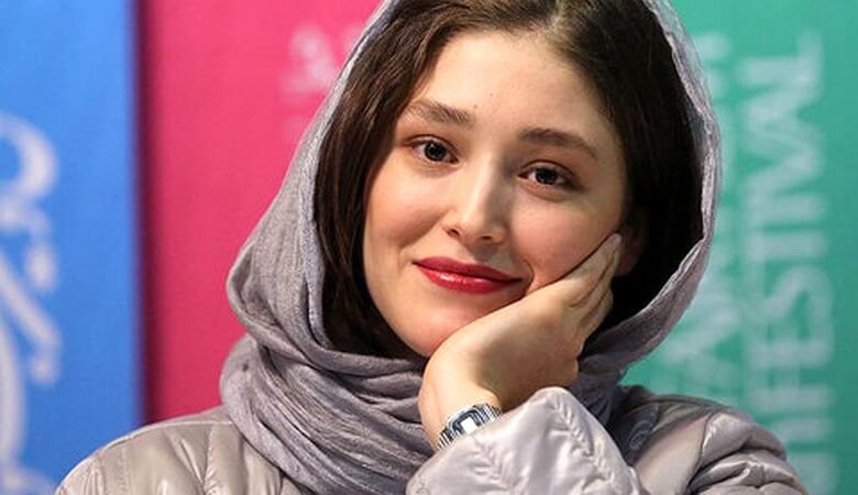 عکس/ تفریح فرشته حسینی در ساحل و لب دریا