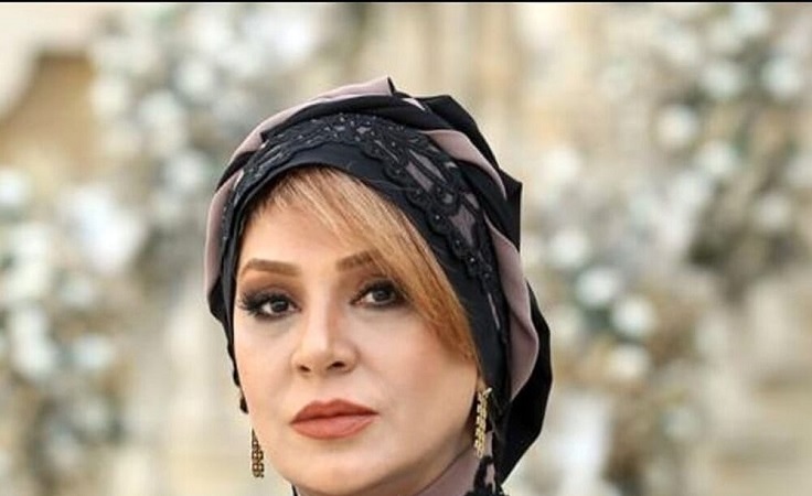 “نسرین مقانلو” دست به دعا برداشت/ عکس