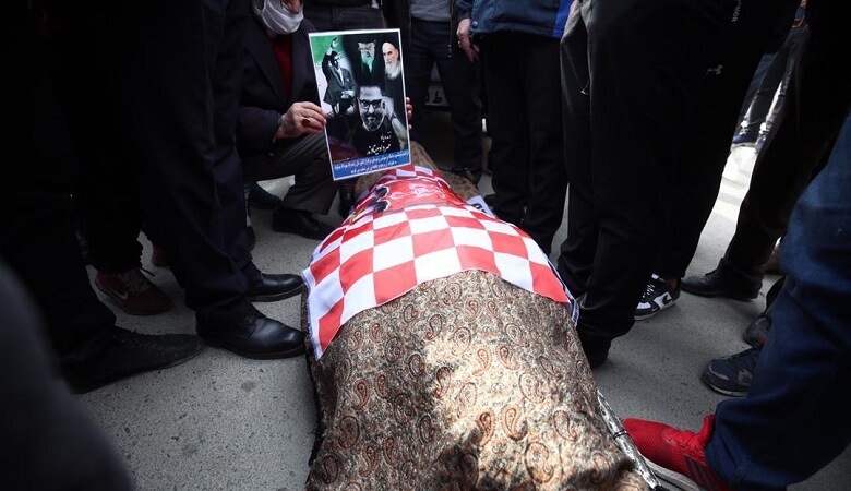 چیا بامشاد کیست؟