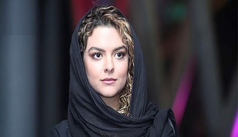 ژست خاص و مظلوم نمایانه “دنیا مدنی”/ عکس