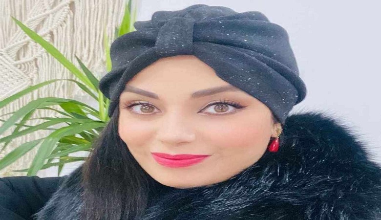 سلفی از مد افتاده “صبا راد” با پوشش خاص خودش/ عکس