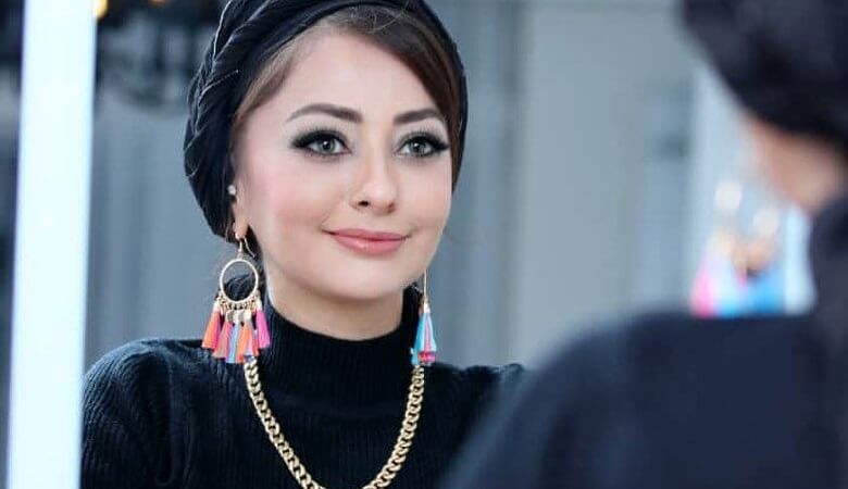 عکس/ شوهر نفیسه روشن وزیر است؟/ جواب با توهین و غلط املایی!