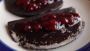 فیلم/ پنکیک محبوب سوئدی با خون حیوانات درست میشود!