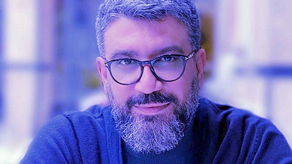 ویدئو/ رضا رشیدپور و سیگار کشیدن جلوی دوربین!