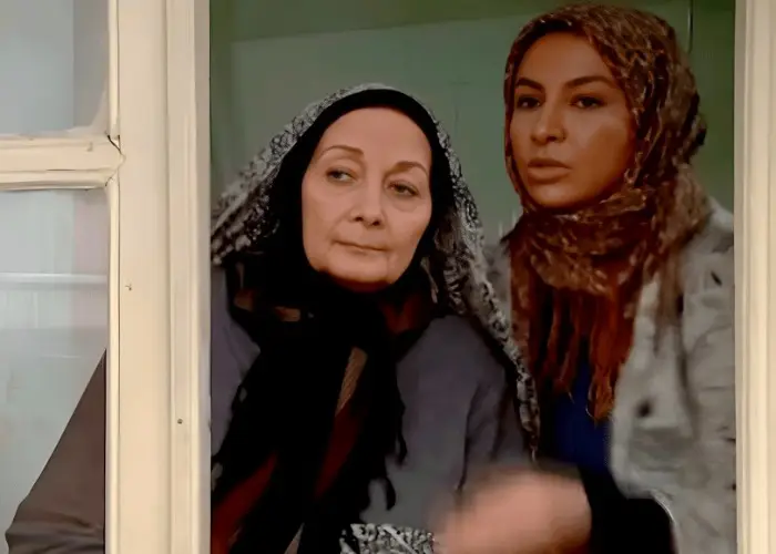 کتایون امیرابراهیمی در اشک انار