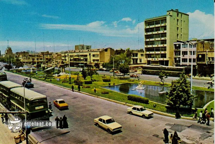 ۱۳۵۳ تصاویر دیدنی میدان بهارستان تهران از ۱۲۱۸ تا ۱۳۸۶