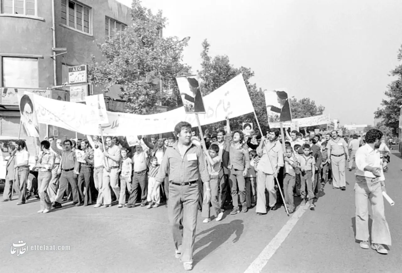 گزارش تصویری اولین سالگرد ۱۵خرداد بعد از انقلاب